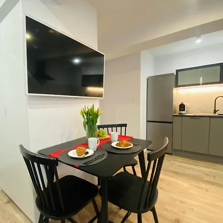 Rzeszowska 5 02 Apartment